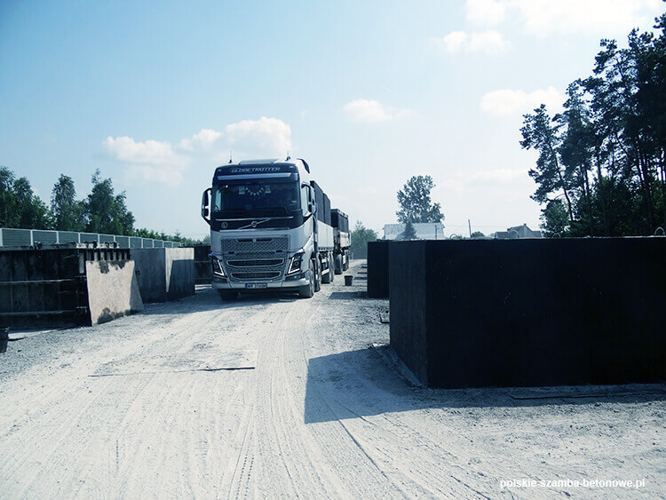 Transport szamb betonowych  w Myszkowie
